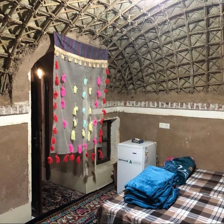 باغ بومگردی حرفه ای کلوتهای شهداد در کرمان