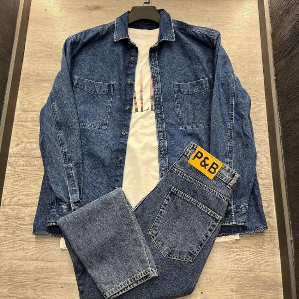 Arman Butik, Tahran'da her türlü erkek kıyafeti satıyor