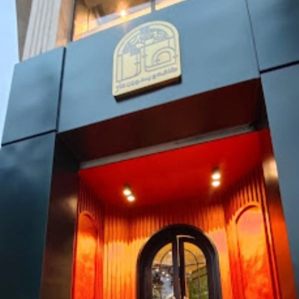 Maz Cafe and Restaurant in Rasht Gilan