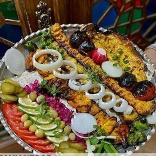 Simorgh Restoran ve Mutfak, Behbahan, Huzistan'ın geleneksel yemekleri