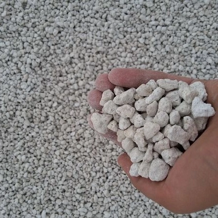 Fardis Sazzan, a producer of ultra-light perlite pumice in Yazd