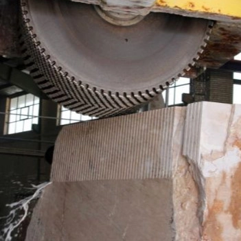 ماشین سازی محمود آبادی، ساخت و فروش دستگاه های سنگبری در اصفهان