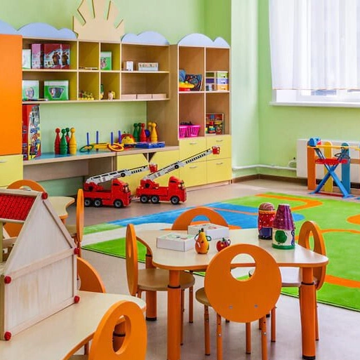 مهد کودک و پیش دبستانی آشیانه گلها