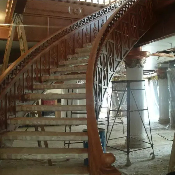ساخت پله مارپیچ و پله گرد رضایی در دماوند فیروزکوه